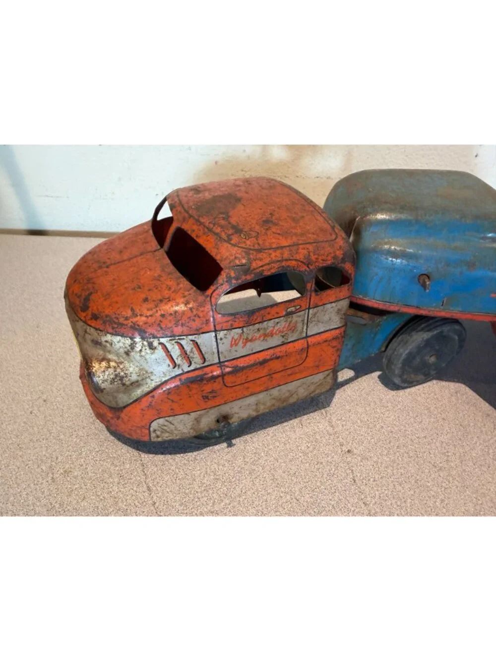 Vintage 1930-40’s Buddy L Wyandotte Express Press Steel Truck & trailer large!